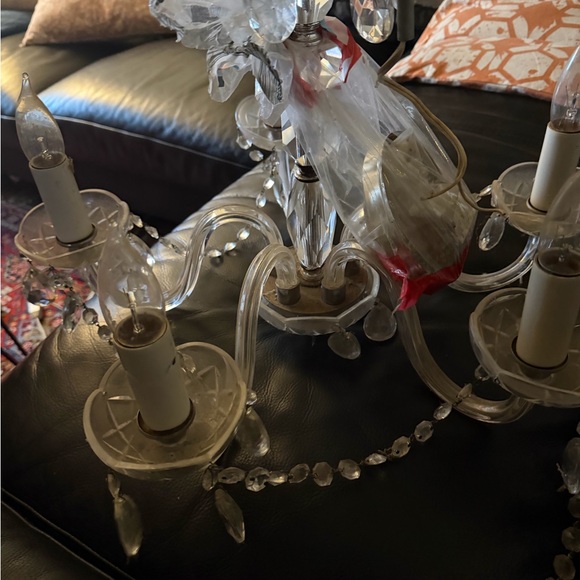 Antique five glass arm crystal chandelier, with prisms - Picture 4 of 13